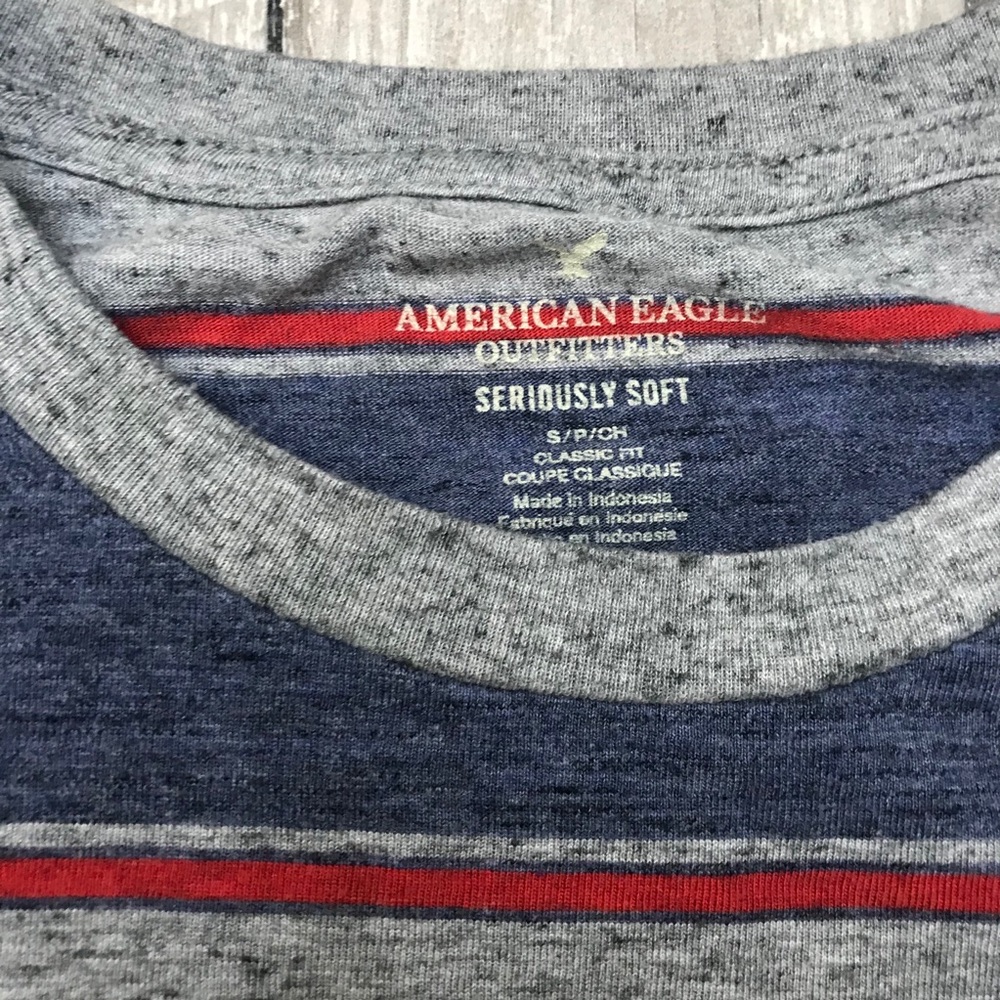American Eagle Outfitters Soft Crewneck Shirt - Picture 2 of 3